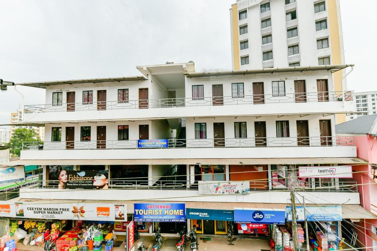 Spot On 39480 Vattekad Tourist Home Kakkanad Exterior foto
